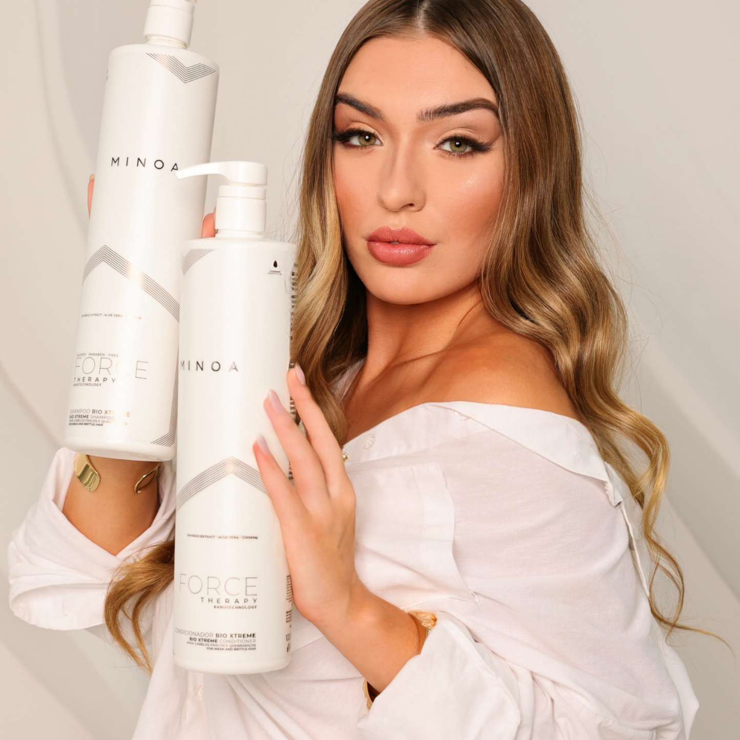 Traitement lissage MINOA GLOSS protéines organiques - Cristalliseur brillance diamant anti-frisottis cheveux crépus professionnel français
