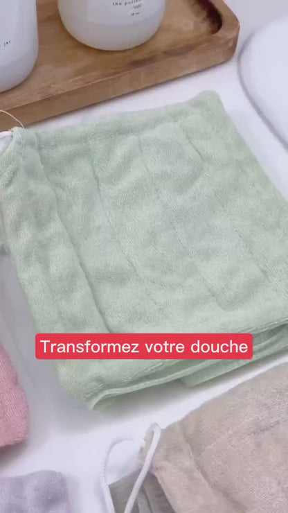 Fleur de douche exfoliante coloris vert sauge - Accessoire bain premium pour gommage corps
